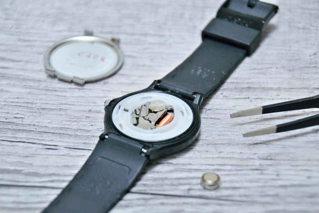 埼玉県川口市で時計の電池交換をするならなおるとつかえる！安い！早い！コーティング