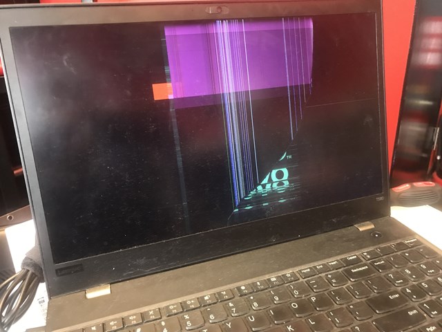 埼玉県川口市でパソコンを修理するならなおるとつかえる！最短即日修理！安い！Windows Mac Chromebook 画面割れ バッテリー交換 水没 データ復旧