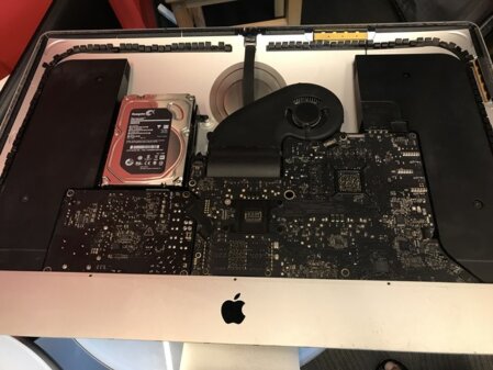 埼玉県川口市でパソコンの修理が安くてはやいのは西川口のなおるとつかえる 地域最安級の修理価格 最短即日 JR京浜東北線「西川口駅」西口徒歩1分 Windows PC Mac MacBook